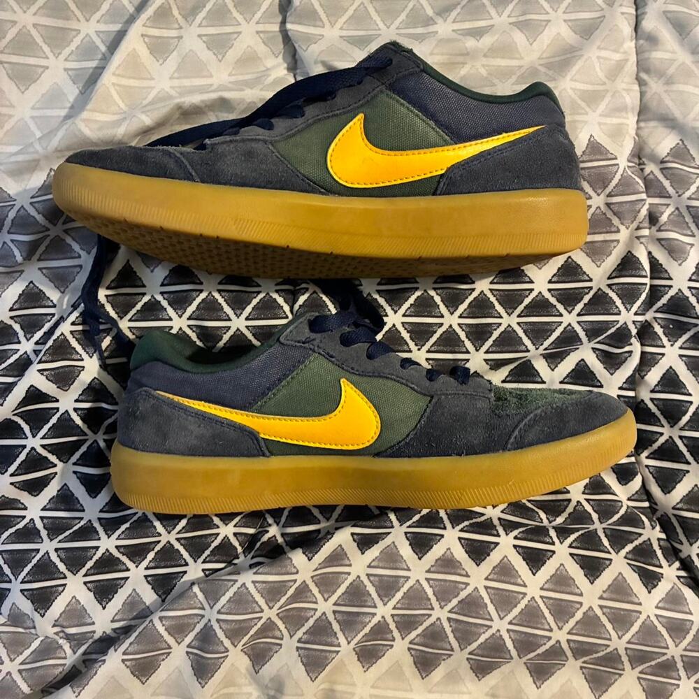 Nike sb force 58 midnight skate shoe size 6